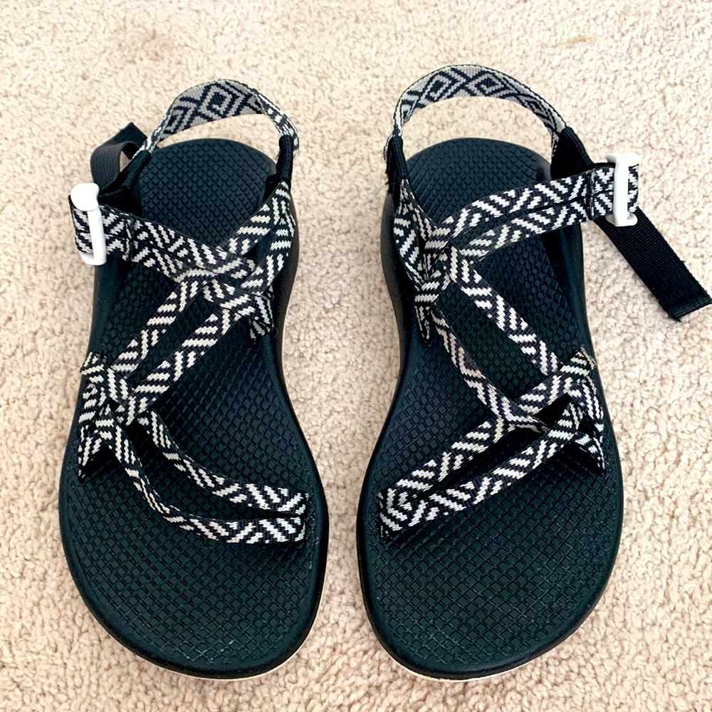 Chaco Women's Zx1 Classic Sport Sandals Origami Black J106094 Size 7